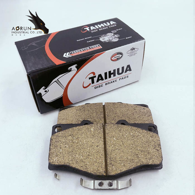 Zapatas de freno de cerámica del proveedor 04465-35240 de la zapata de freno fijadas para SUV