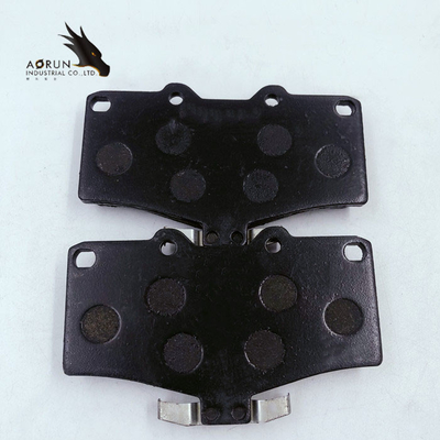 Zapatas de freno de cerámica del proveedor 04465-35240 de la zapata de freno fijadas para SUV