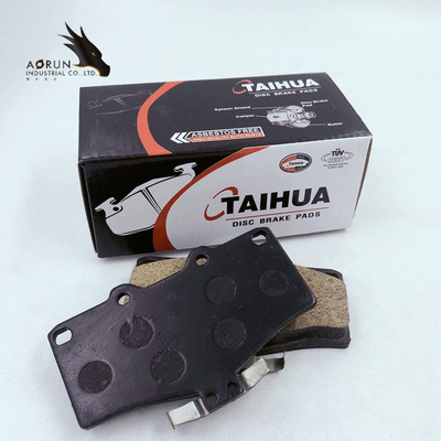 Zapatas de freno de cerámica del proveedor 04465-35240 de la zapata de freno fijadas para SUV