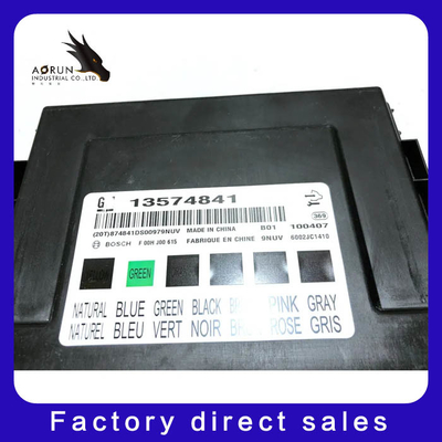 Tablero original 1357-4841 del ordenador de la unidad de control electrónica del ECU del motor de coche