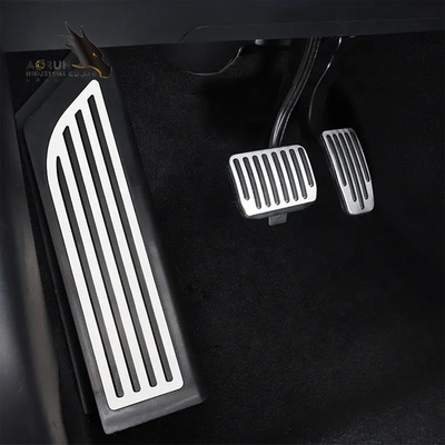 Pedales inoxidables del coche de acero ningún pedal de la aceleración de los agujeros de taladro para el Tesla Model 3