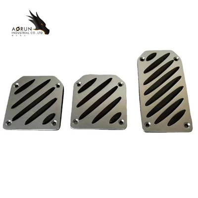 Acepte el pedal antideslizante barato de encargo del pie del acelerador del cojín del pedal de la aleación de aluminio de la buena calidad para el coche universal